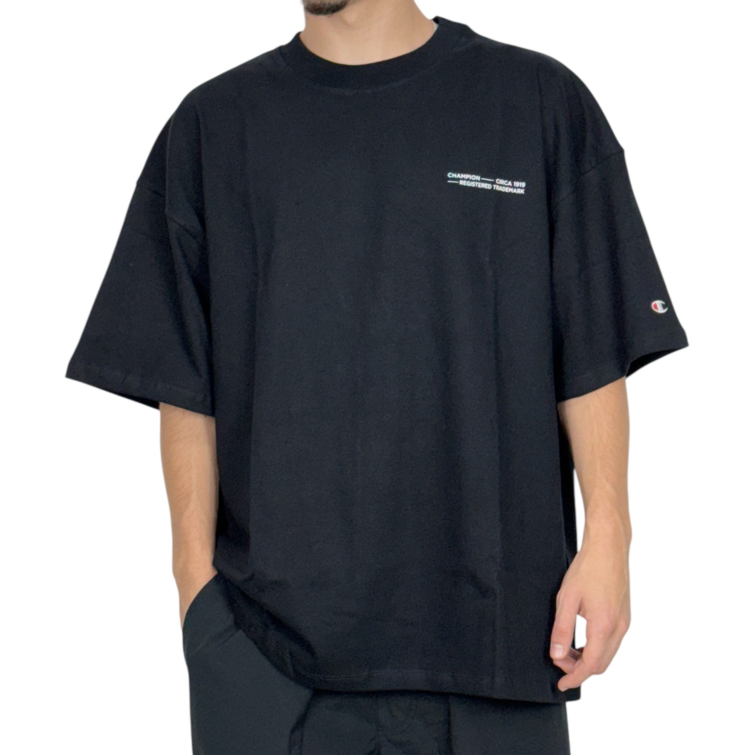 Camiseta Champion Oversized Circa 1919 Black | Sunset Skate Shop