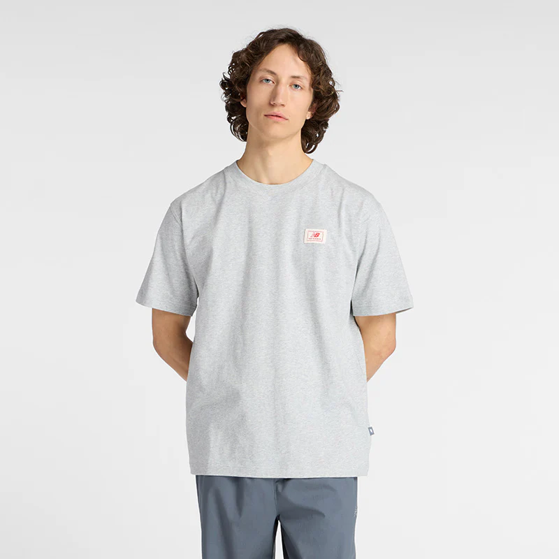 camiseta-new-balance-woven-